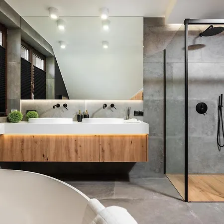 Ucieknij Do Luksusu: Wola Villa