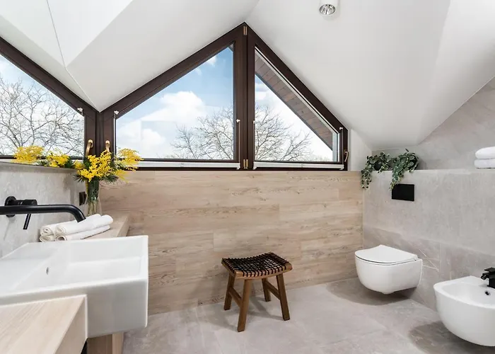 Ucieknij Do Luksusu: Wola Villa