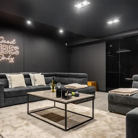 Ucieknij Do Luksusu: Wola *